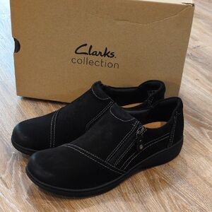 Clarks Women's Black Slip-On Leather Shoes Women's size 10 M